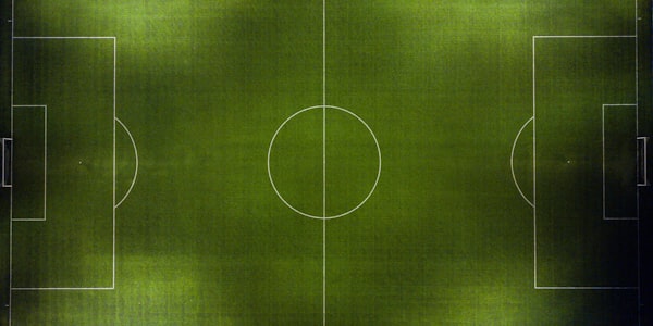 实时比分牌与数据滚动展示界面